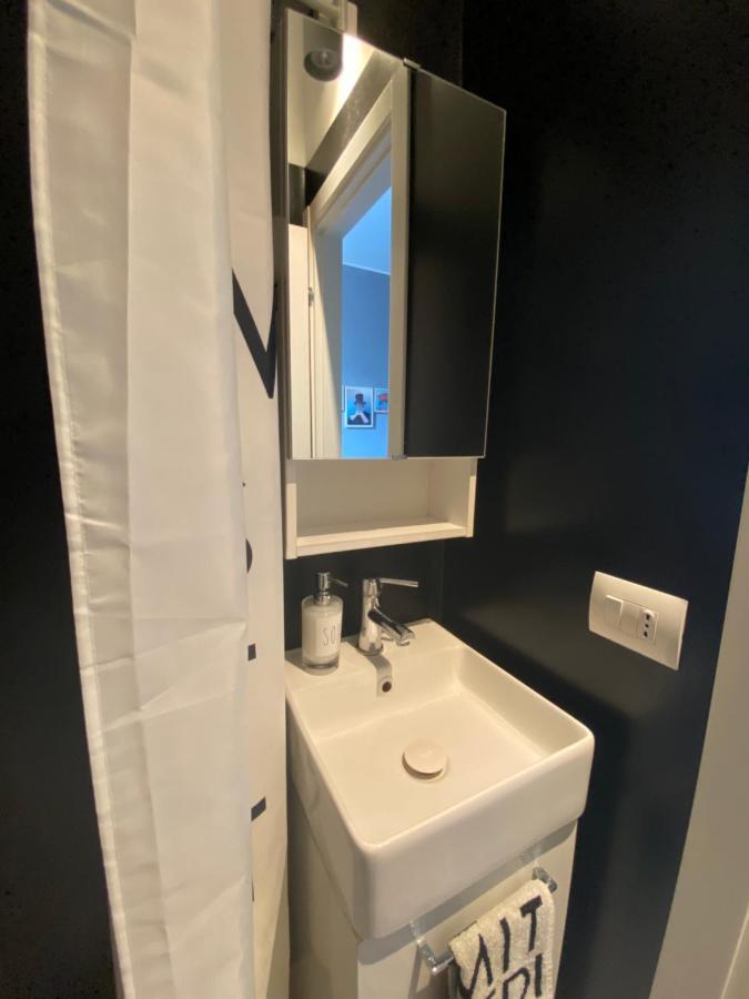 Apartamento Stanza Privata Con Bagno A 15 Minuti Da Duomo Sesto San Giovanni Exterior foto