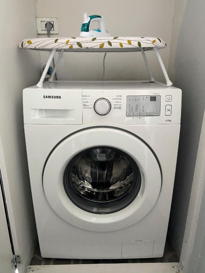 Apartamento Stanza Privata Con Bagno A 15 Minuti Da Duomo Sesto San Giovanni Exterior foto